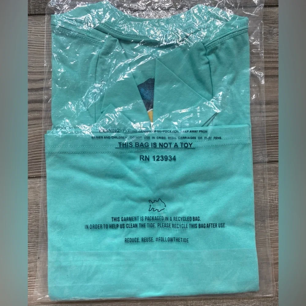NWT Southern Tide Kid’s Ride the Tide Beach Coastal Casual Skipjack Fish Tee XS
